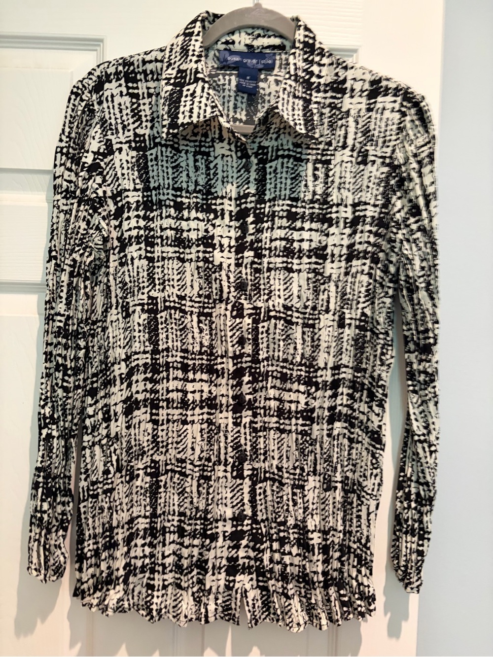 Susan Graver Women's Patterned Button Down Shirt Black & White Medium